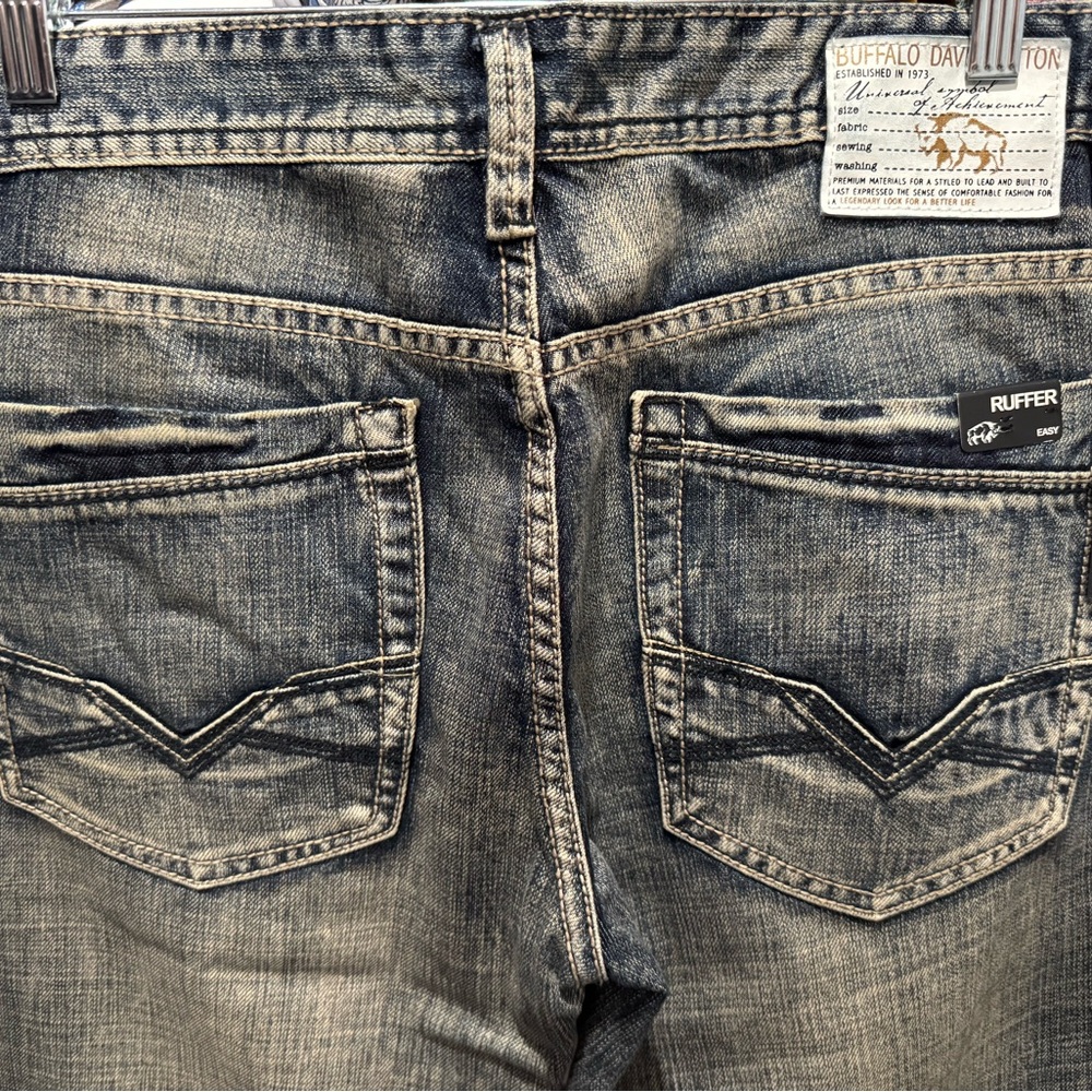 Buffalo David Bitton Relaxed Jeans in Vintage Faded Blue